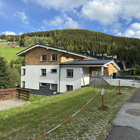 Apartman Oriens Pec Pod Snezkou Luaran gambar