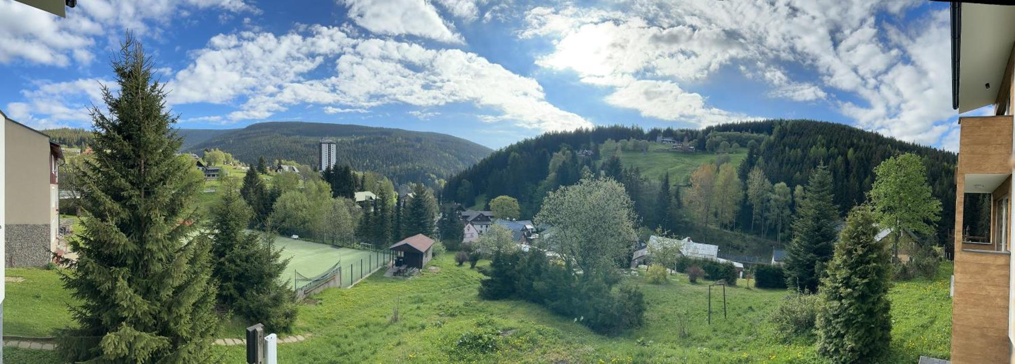 Apartman Oriens Pec Pod Snezkou Luaran gambar