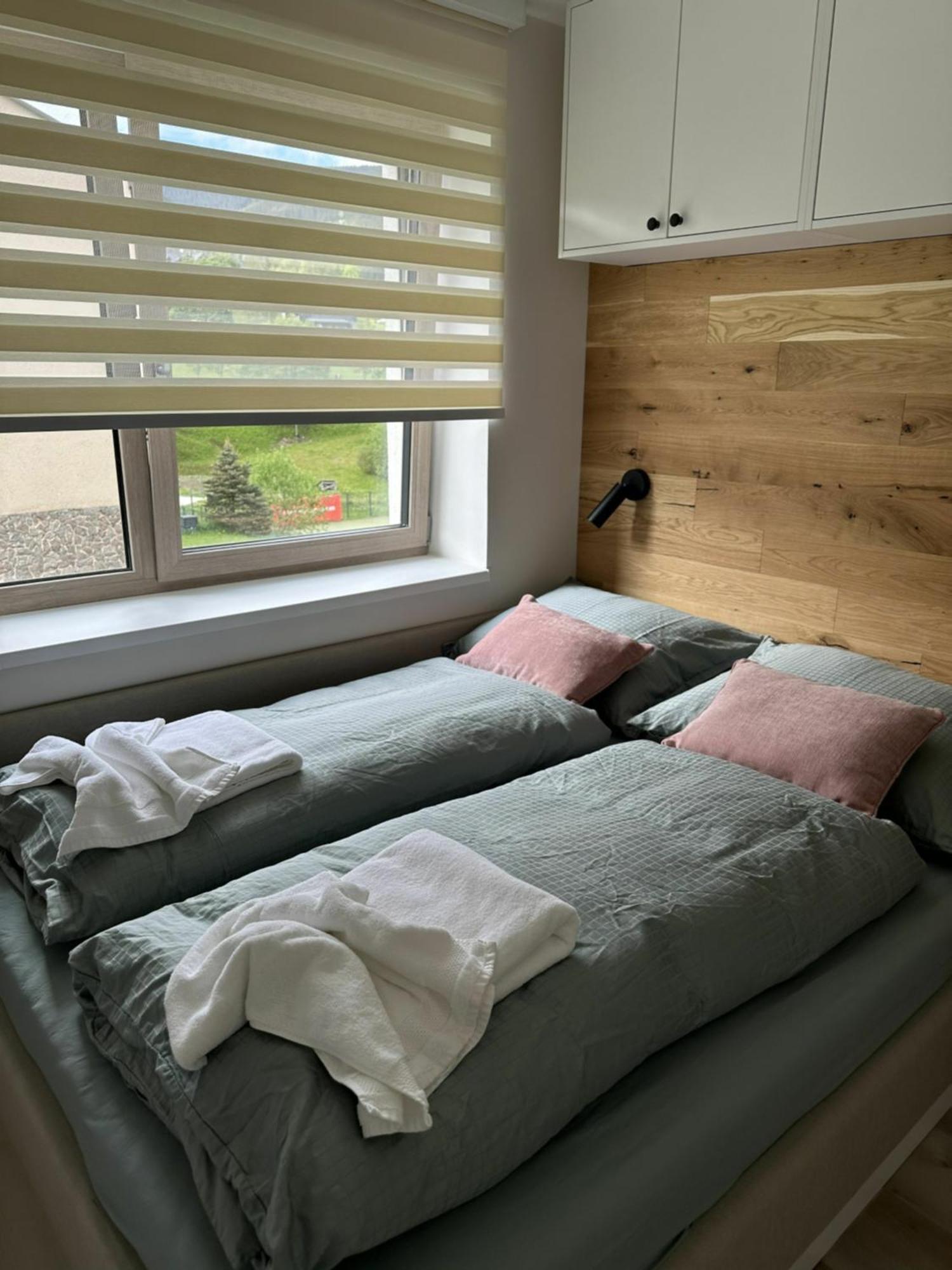 Apartman Oriens Pec Pod Snezkou Luaran gambar